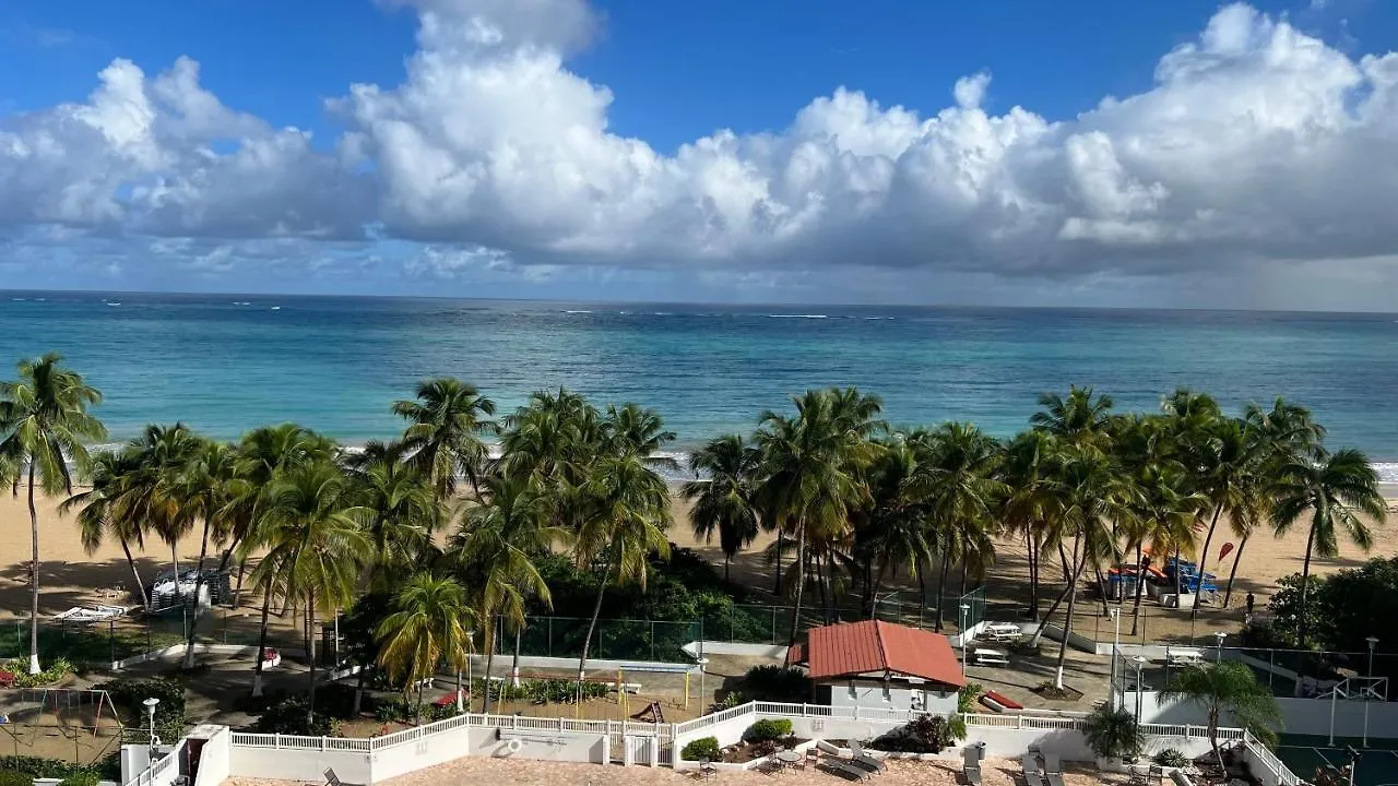Ocean Front 2 Bedroom & Bath In Isla Verde San Juan 0*,  Puerto Rico